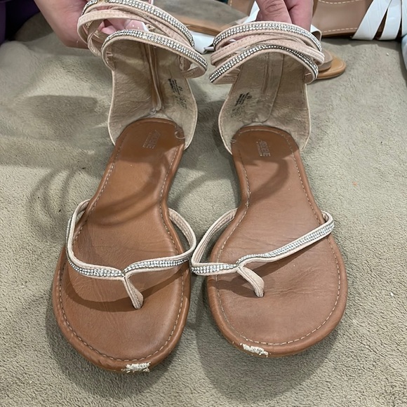 Ardene Nude Gladiators - size 10 - Picture 1 of 2